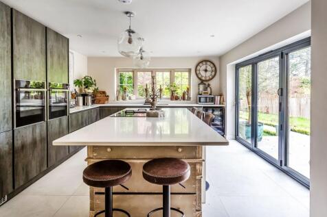 Stonewall Park Road, Langton Green, TN3