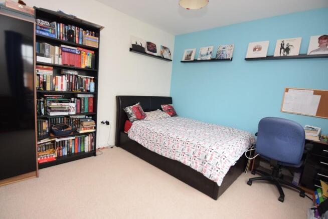Photo 13