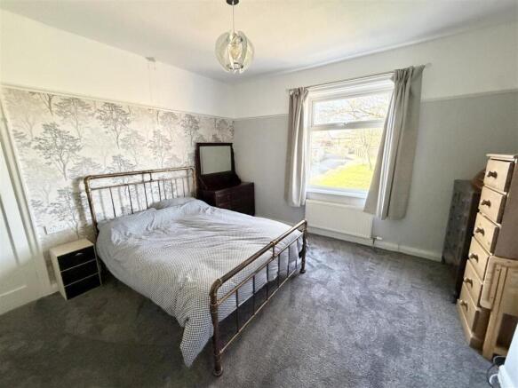 3 bed Semi-Detached for sale Image 7