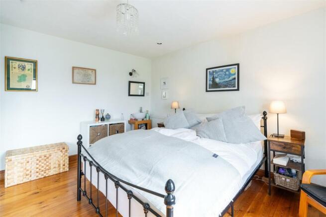 Bedroom 3-3.jpg