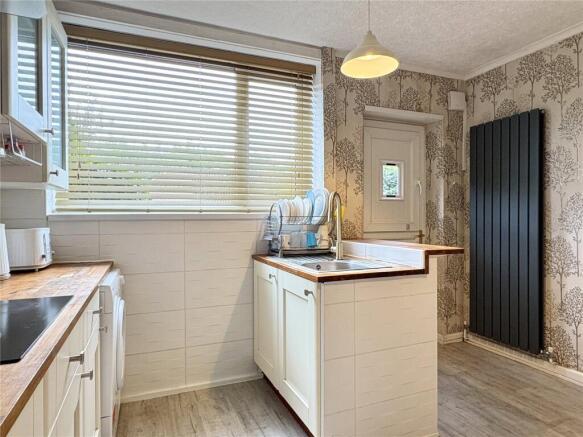 2 bed Terraced for sale Image 5