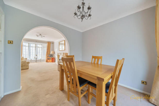 Living/Dining Area