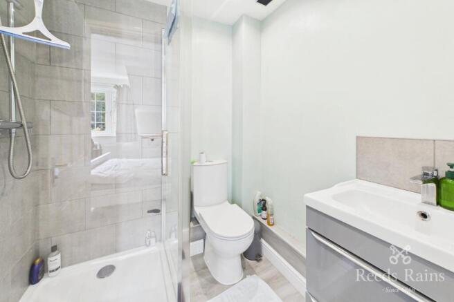 3 bed Terraced for sale Image 8