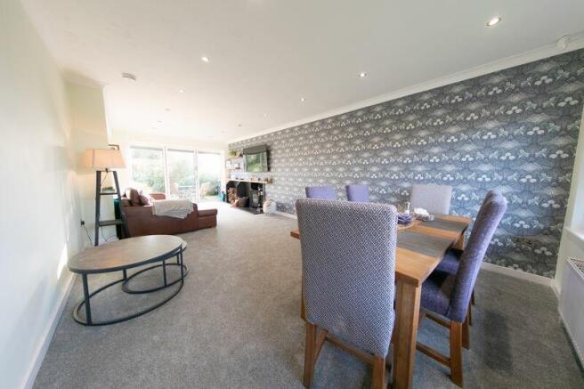 Living & dining room