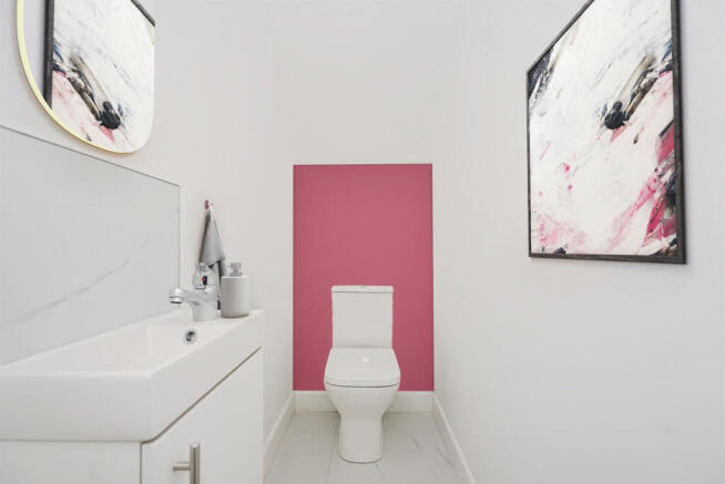 4 bed Terraced for sale Image 10