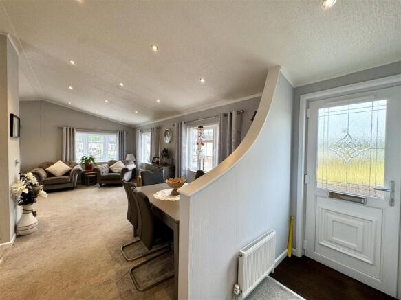 Severn Bridge Park Homes, Beachley, Chepstow photo 4