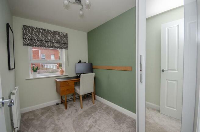 Bedroom 4.jpg