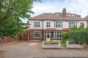 164, Sutherland Grove, London SW18 5QN