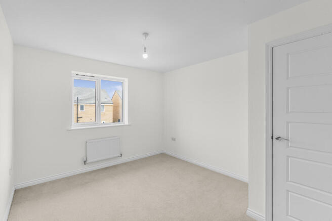 4 bed Detached for sale Image 12