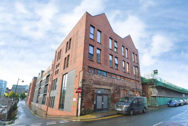 1-bed flat on Cotton Street, Sheffield, S3, £130,000
