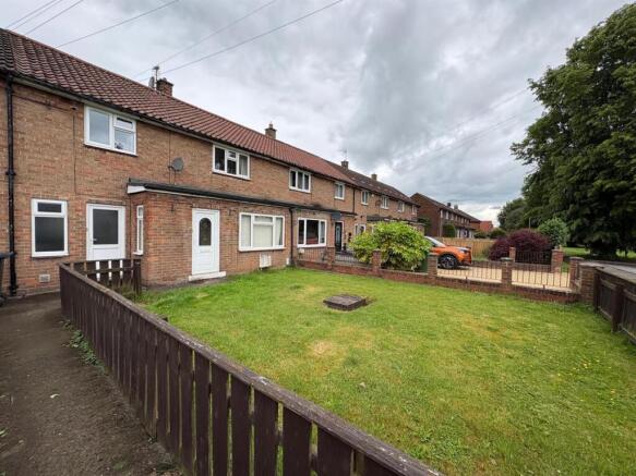 3 bed Terraced for sale Image 12