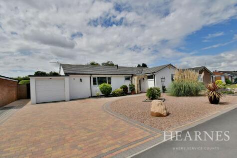 Berkley Avenue, West Parley, Ferndown, BH22