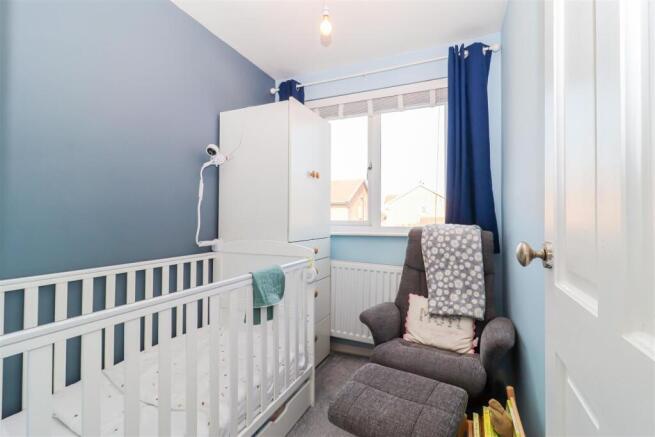 3 bed Semi-Detached for sale Image 8