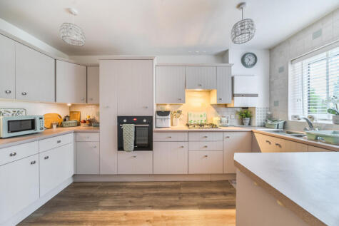 Vernon Drive, Harefield, Uxbridge