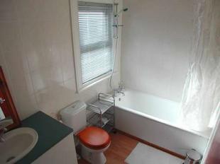 BATHROOM: