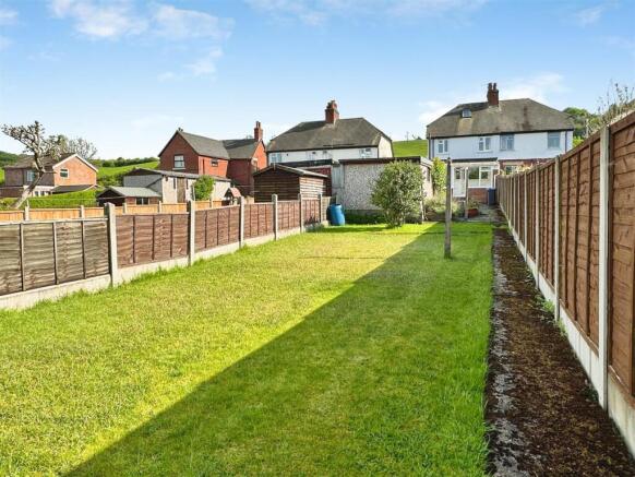 Back Garden (7).JPG