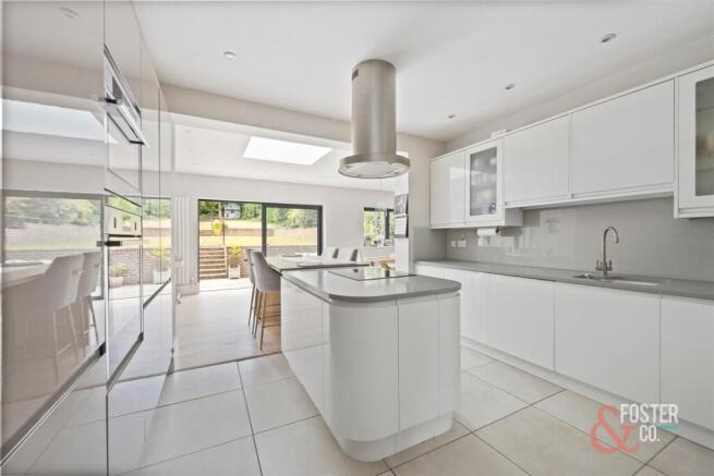 Brangwyn Drive, 29-014.JPG