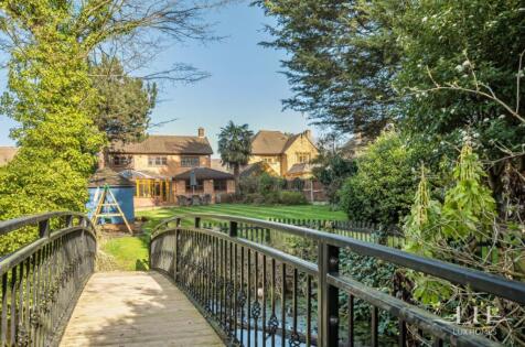 Mendoza Close, Emerson Park