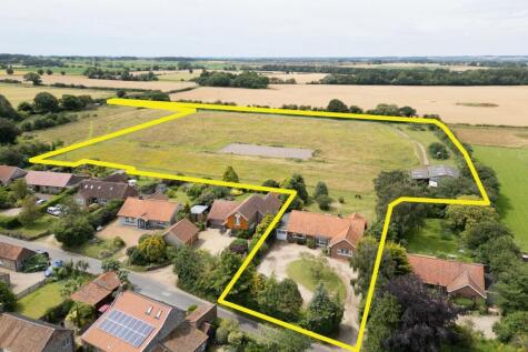 Field Dalling Road, Bale, NR21