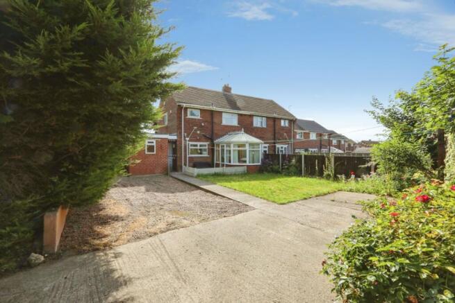 2 bed Semi-Detached for sale Image 4