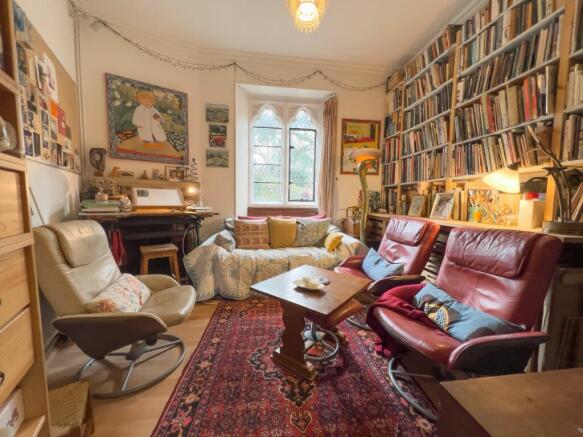 SITTING ROOM
