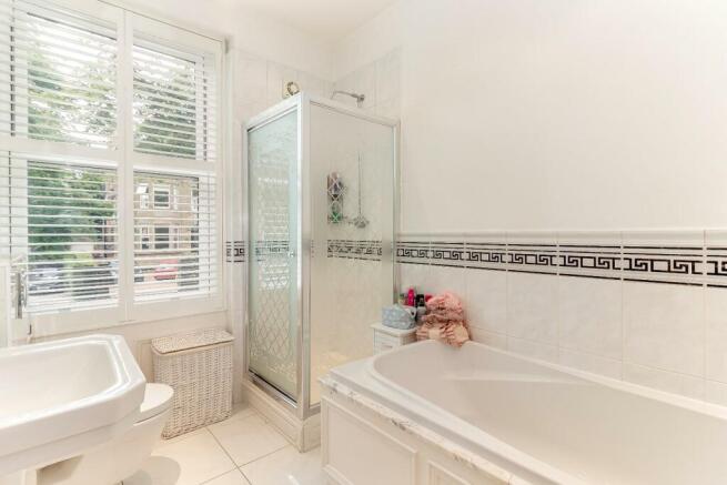 Bathroom.jpg