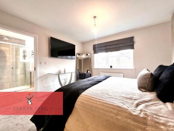 4 bed Detached for sale Image 6