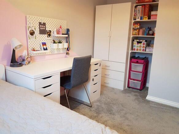 Photo 10
