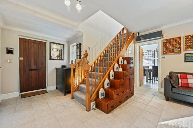 dhstablehouse581