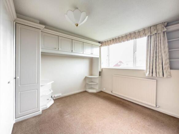 2 bed Semi-Detached for sale Image 12