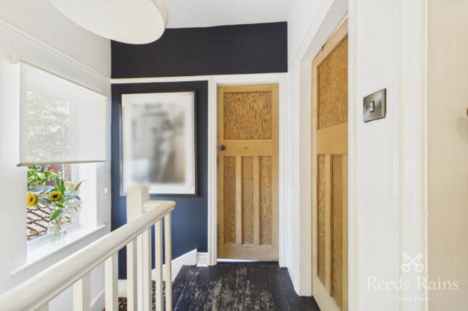 3 bed Semi-Detached for sale Image 12