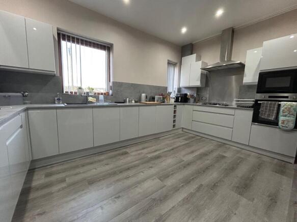 3 bed End of Terrace for sale Image 4