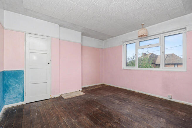 7 Moor Road, Frimley, Camberley GU16 9AX