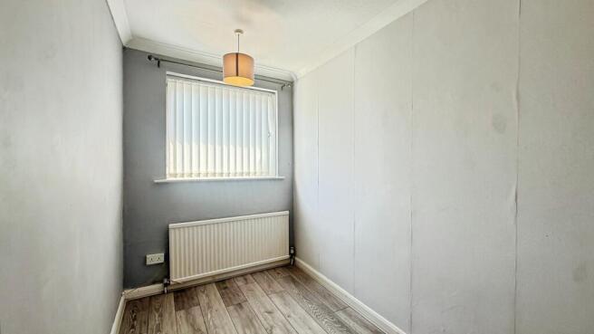 3 bed Semi-Detached for sale Image 6