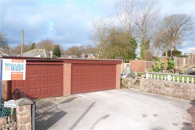 DOUBLE GARAGE