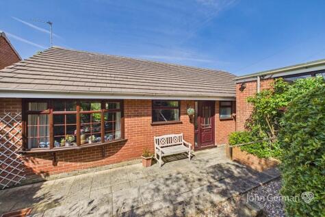Hawthorn Crescent, Stapenhill