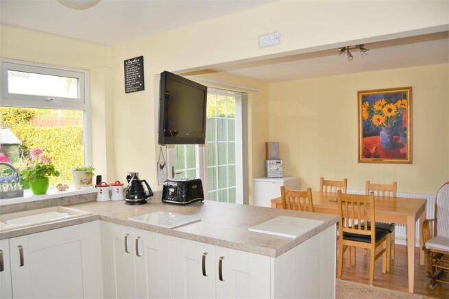 Kitchen 3