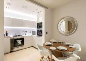 13, Chatsworth House, Duchess Walk, London SE1 2RY