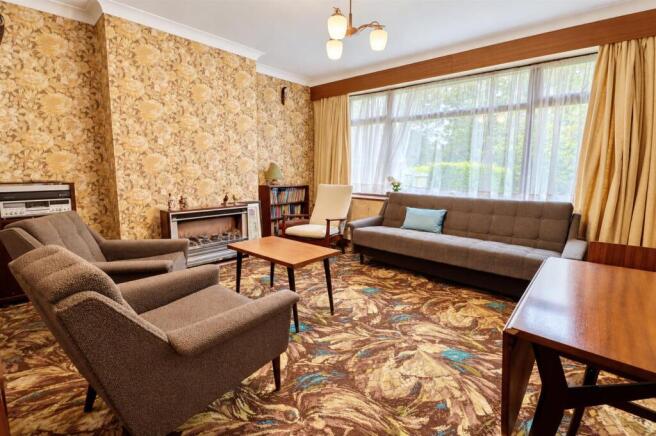 Lounge(4)-edited.jpg