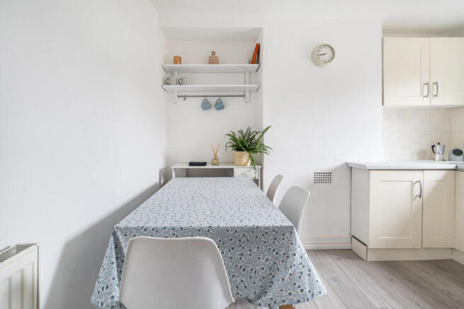 1388717-2-69414df...