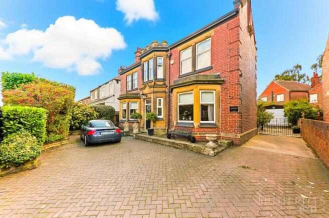 4 bed Detached for sale in pontefract