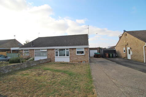 Crowson Crescent, Northborough, Peterborough, PE6