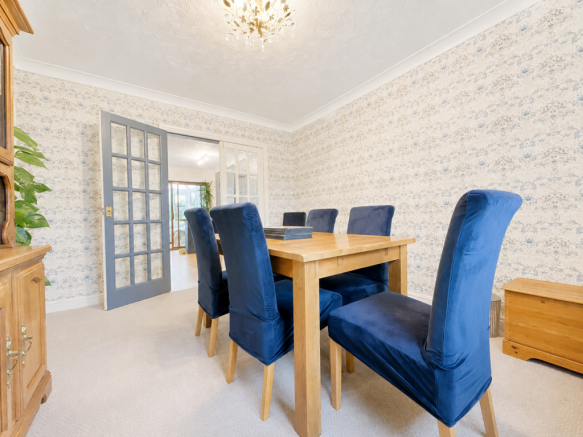 3 bed Detached Bungalow for sale Image 6