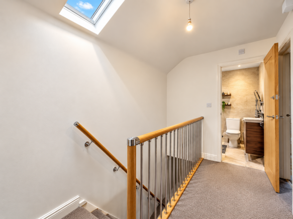 3 bed Detached for sale Image 9