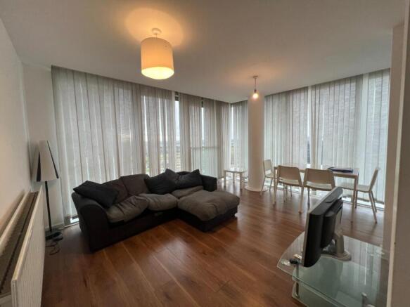 Lounge1.JPG