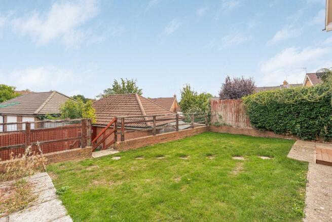 Florence Way, Alton, Hampshire photo 4