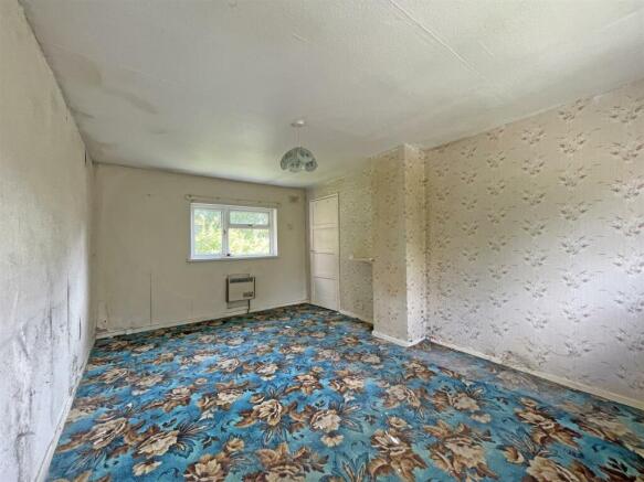 Berwick Avenue - Bed 1.jpg