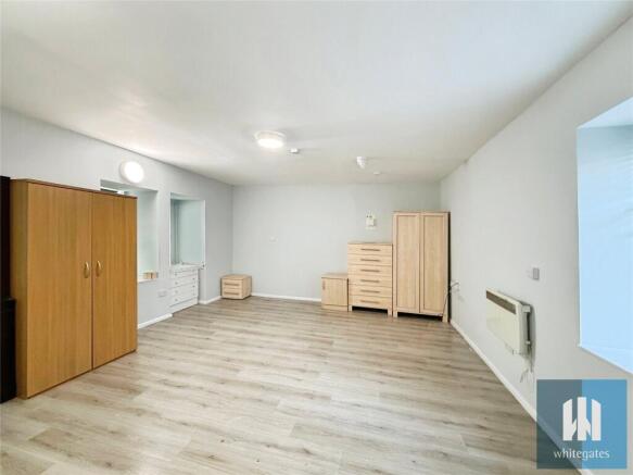 1 bed Apartment to rent Image 4