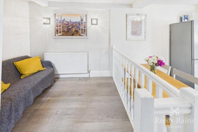 2 bed Detached for sale Image 10