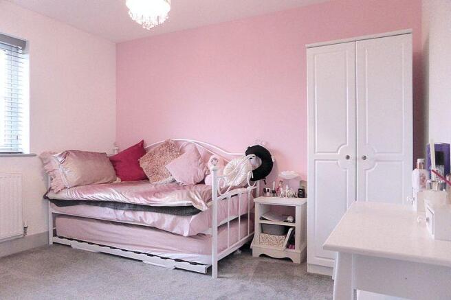 Photo 33
